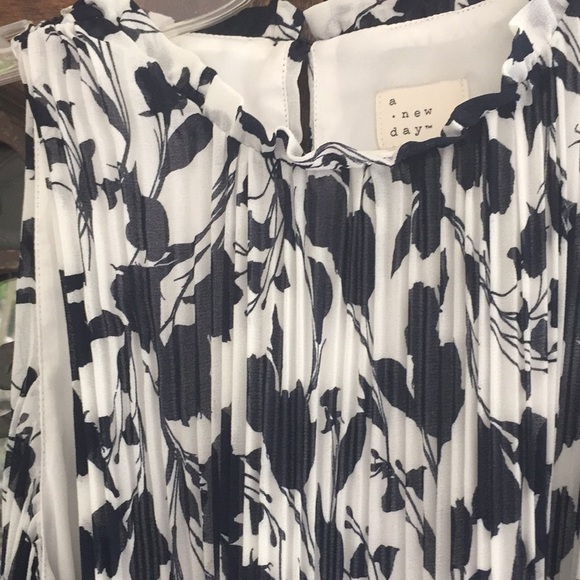 A New Day Navy/white pleated midi dress - Picture 2 of 8